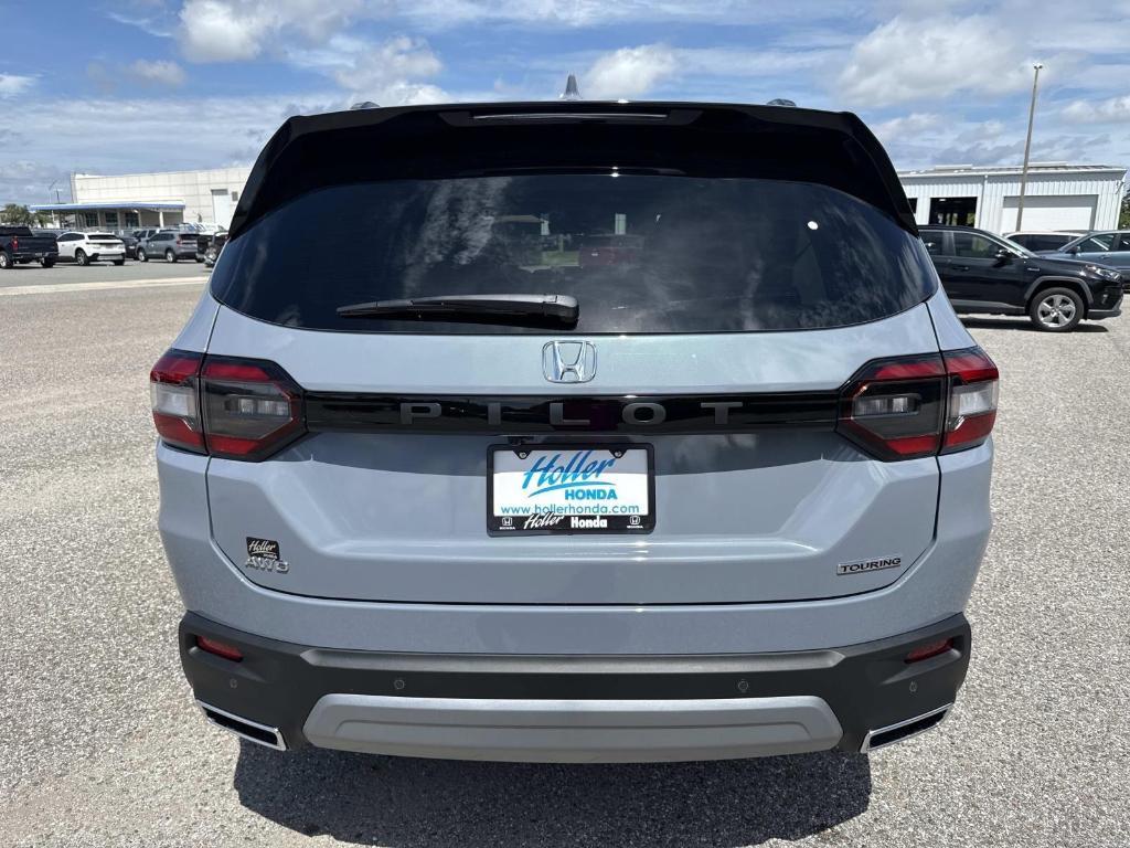 new 2025 Honda Pilot car, priced at $51,550