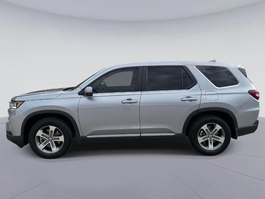 used 2023 Honda Pilot car, priced at $32,695