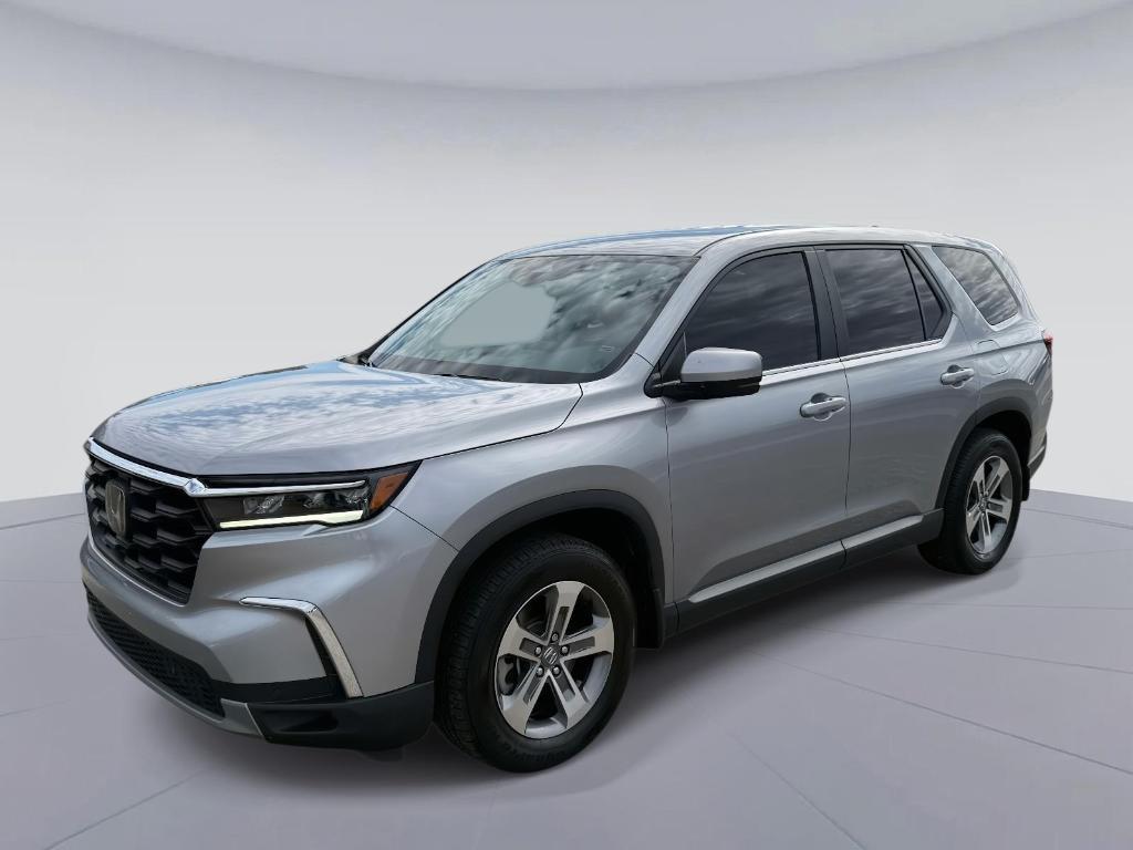 used 2023 Honda Pilot car, priced at $32,695