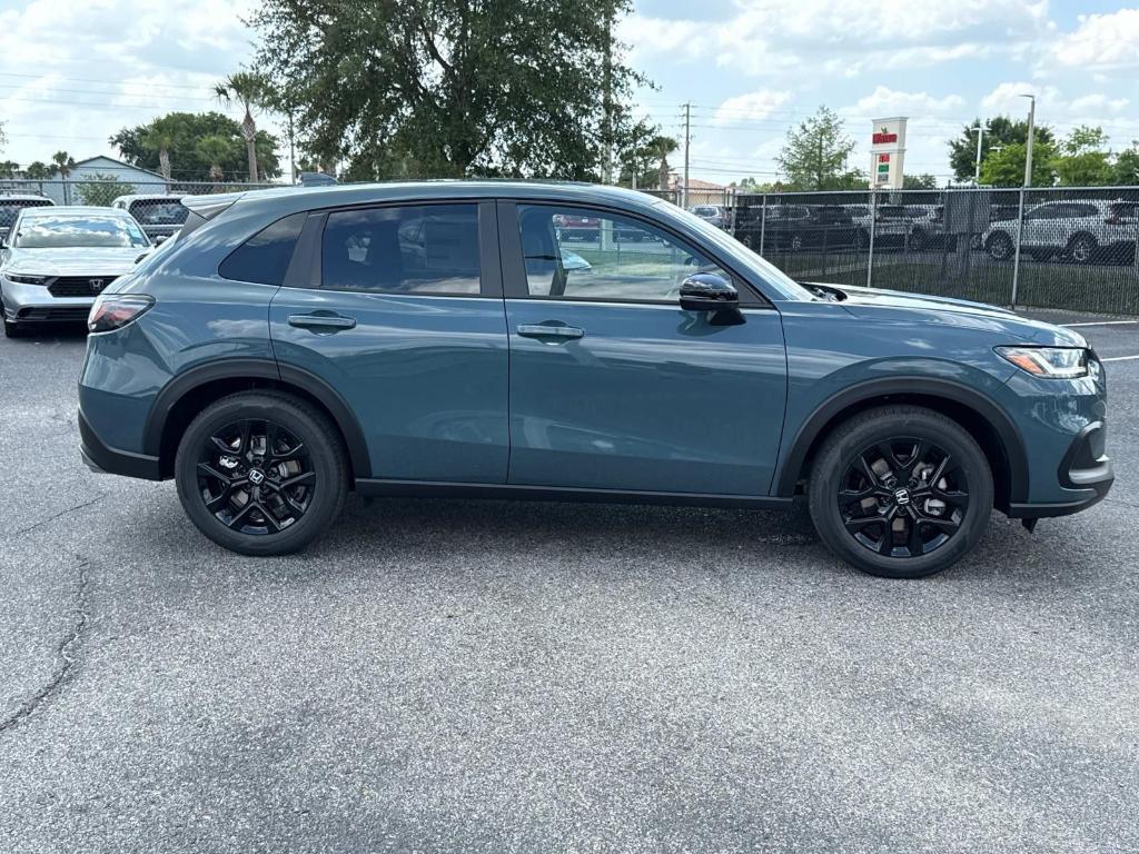 new 2025 Honda HR-V car, priced at $29,350