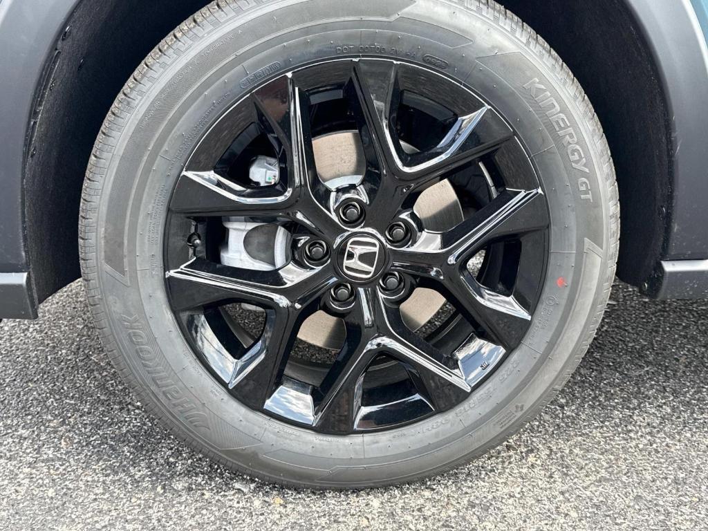 new 2025 Honda HR-V car, priced at $29,350