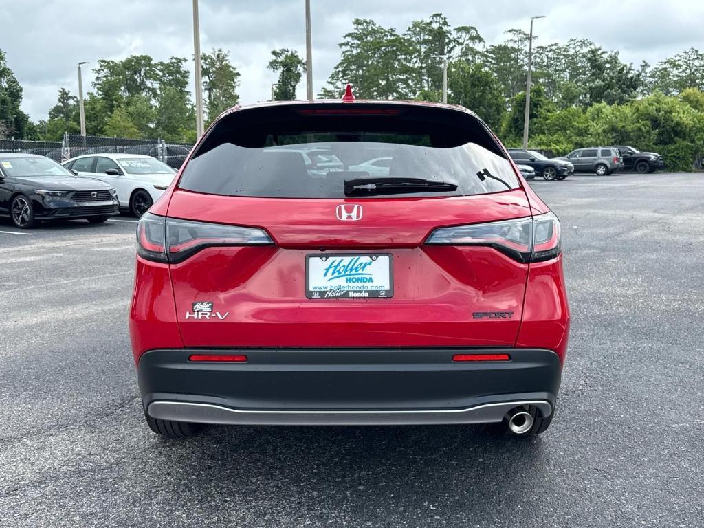 new 2025 Honda HR-V car, priced at $28,895