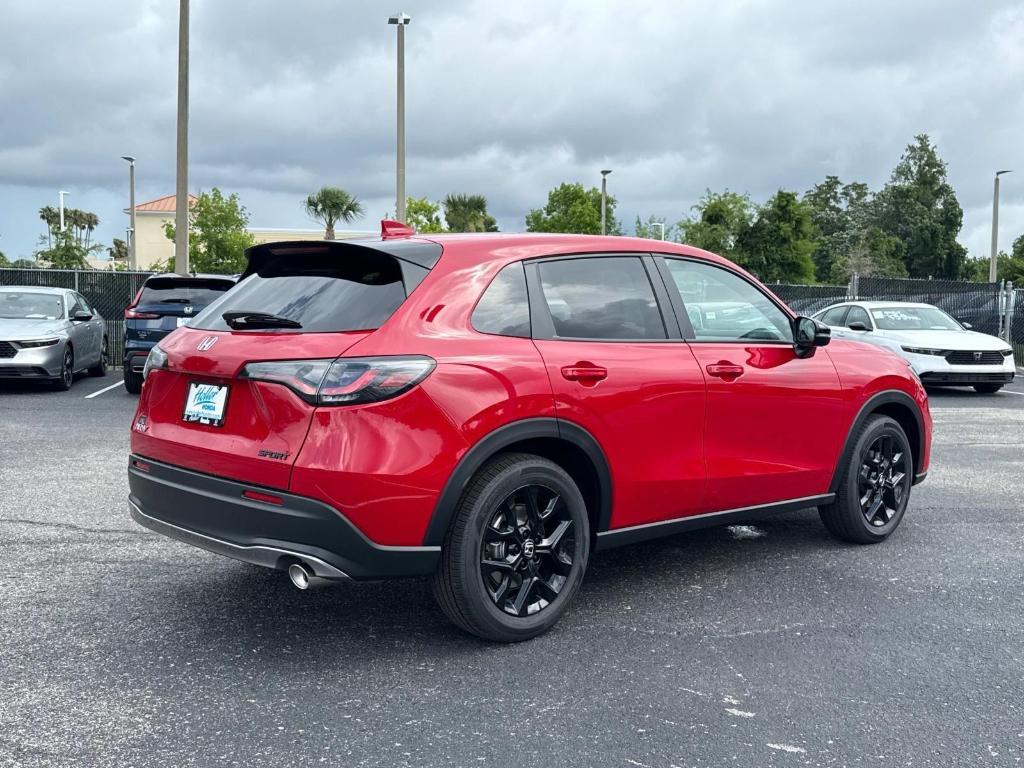 new 2025 Honda HR-V car, priced at $28,895