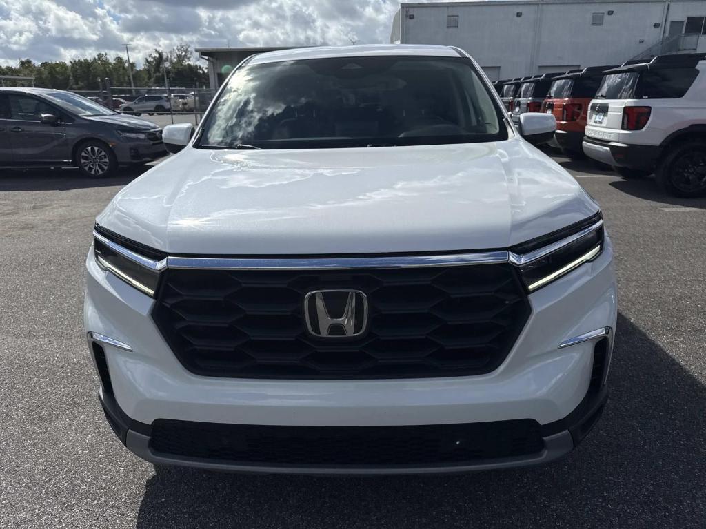 used 2024 Honda Pilot car, priced at $34,995
