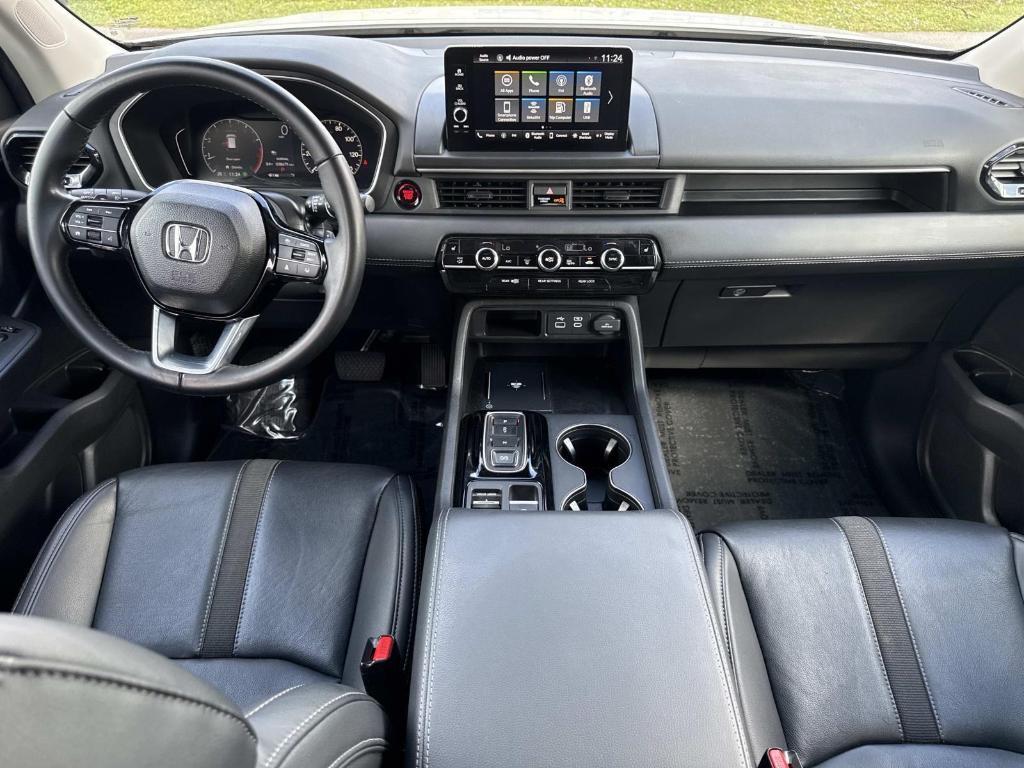 used 2024 Honda Pilot car, priced at $34,995