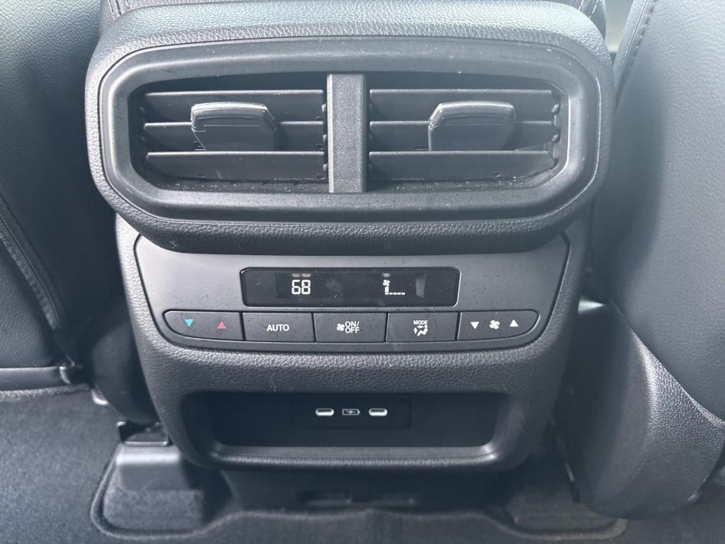 used 2024 Honda Pilot car, priced at $34,995