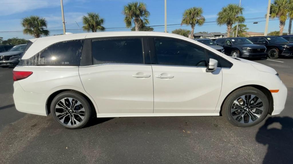 new 2025 Honda Odyssey car, priced at $53,095