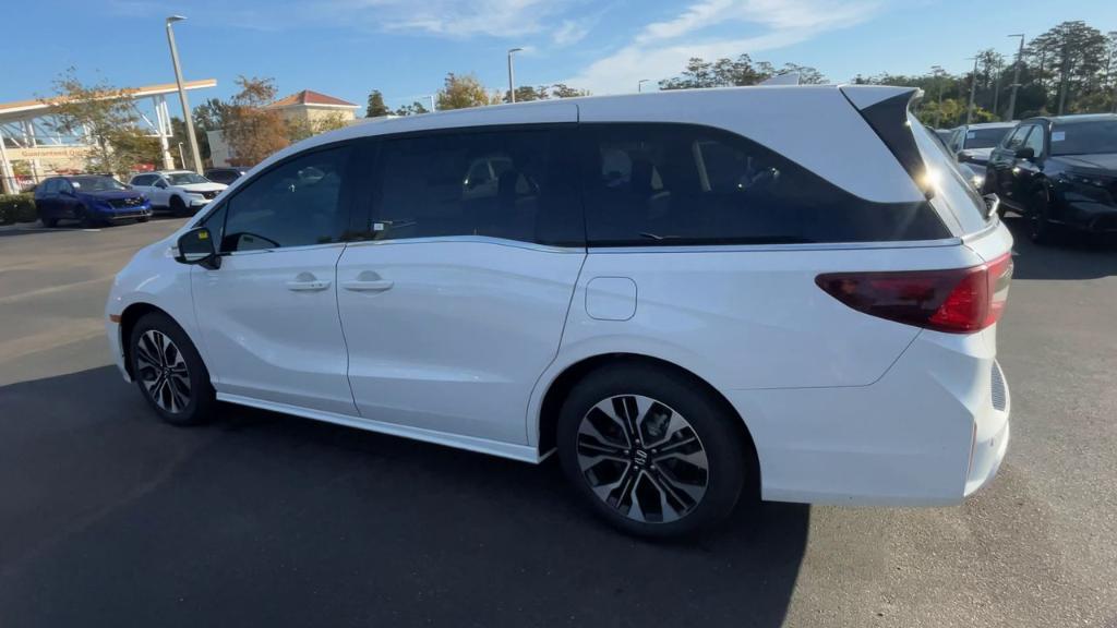 new 2025 Honda Odyssey car, priced at $53,095