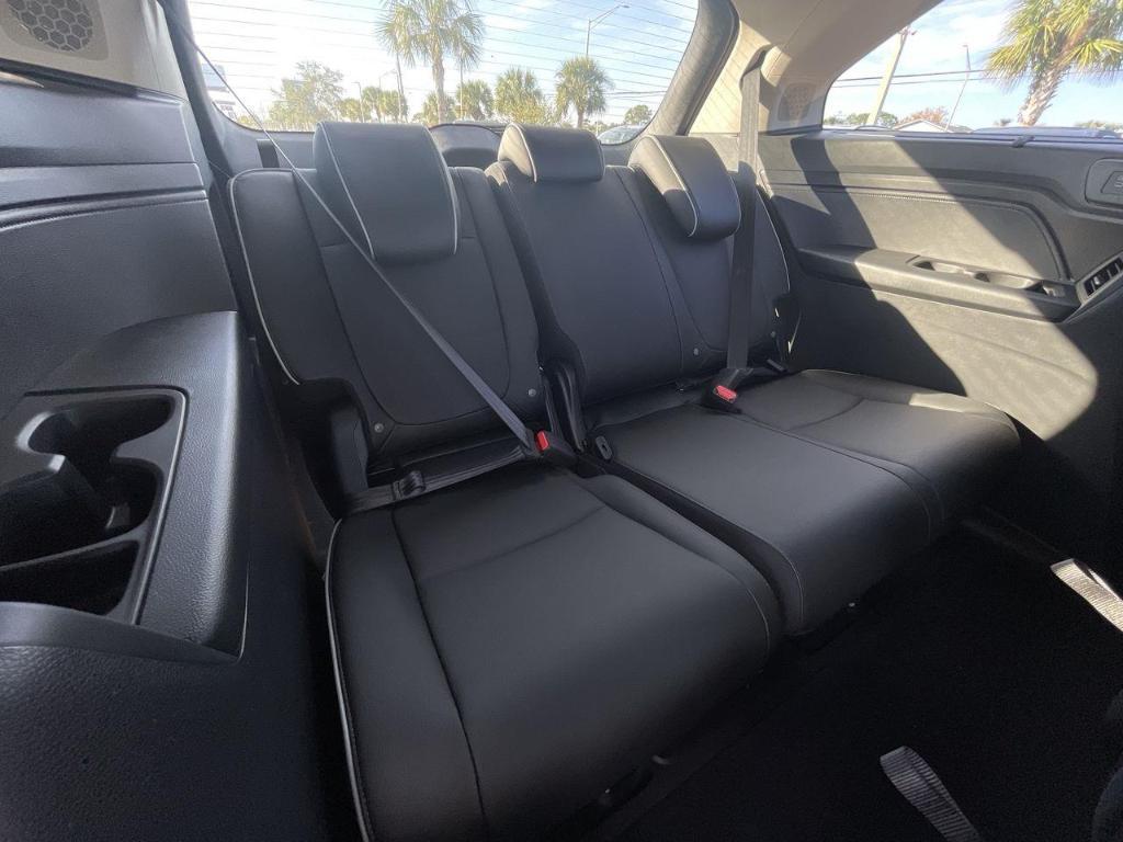 new 2025 Honda Odyssey car, priced at $53,095