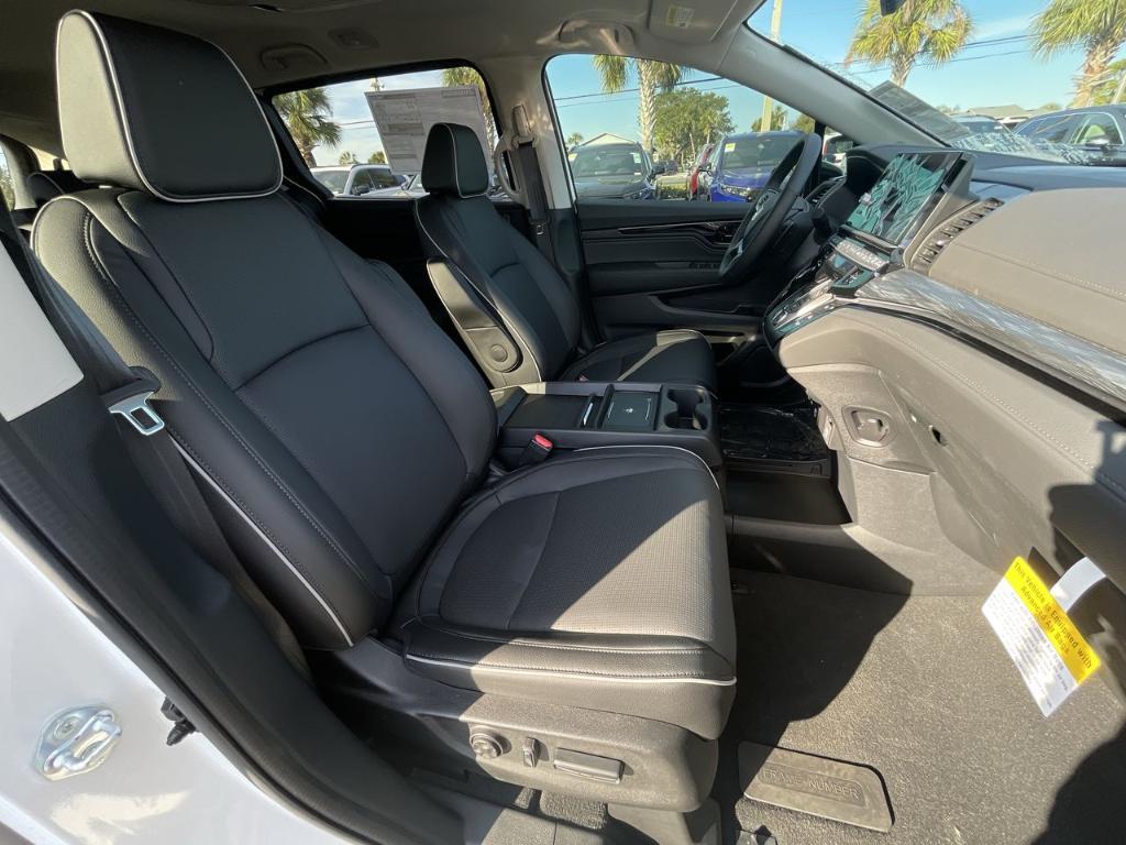 new 2025 Honda Odyssey car, priced at $53,095