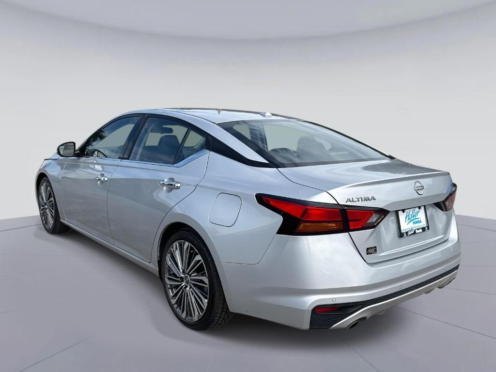 used 2023 Nissan Altima car, priced at $18,495