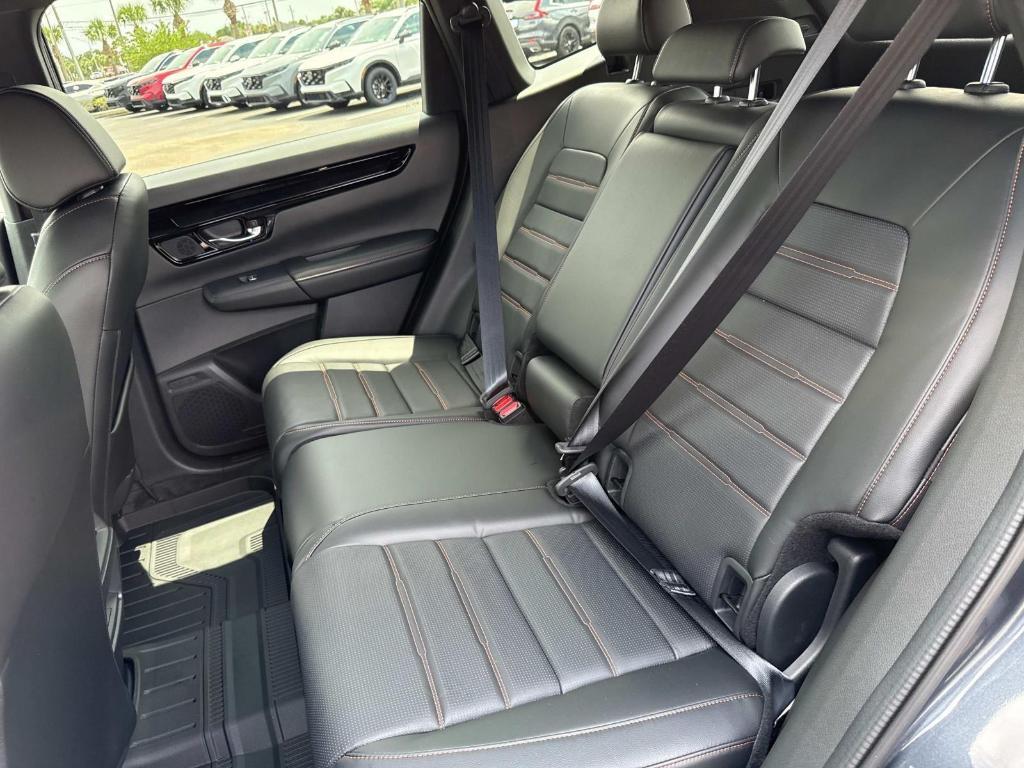 new 2025 Honda CR-V Hybrid car, priced at $42,495