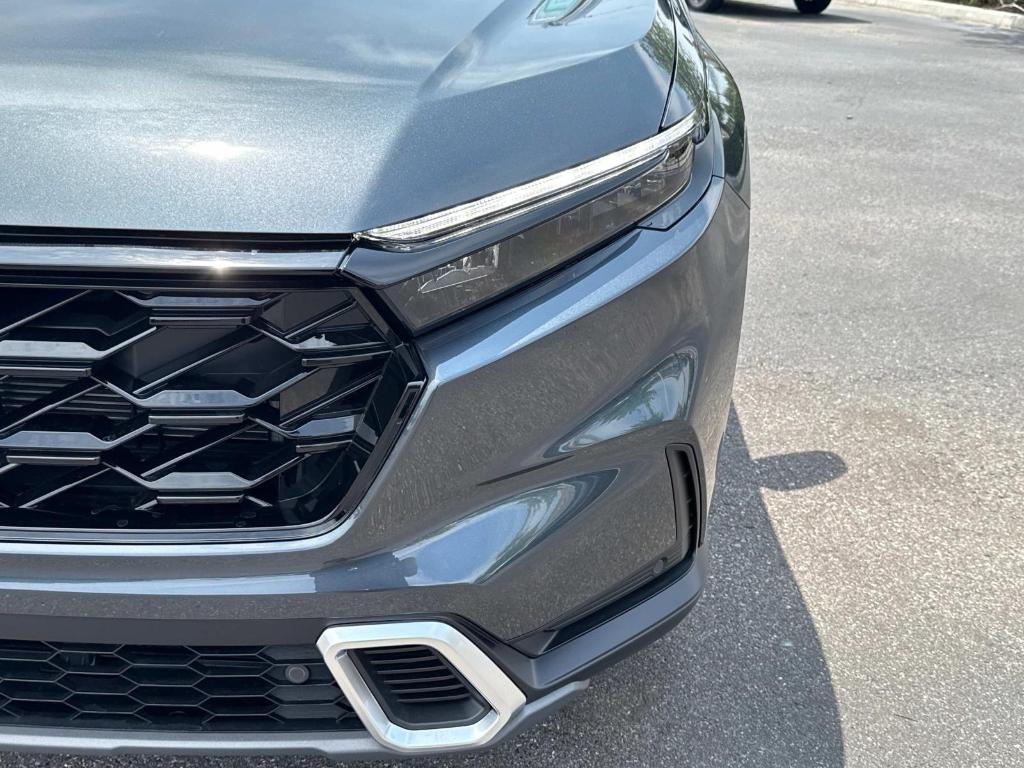 new 2025 Honda CR-V Hybrid car, priced at $42,495