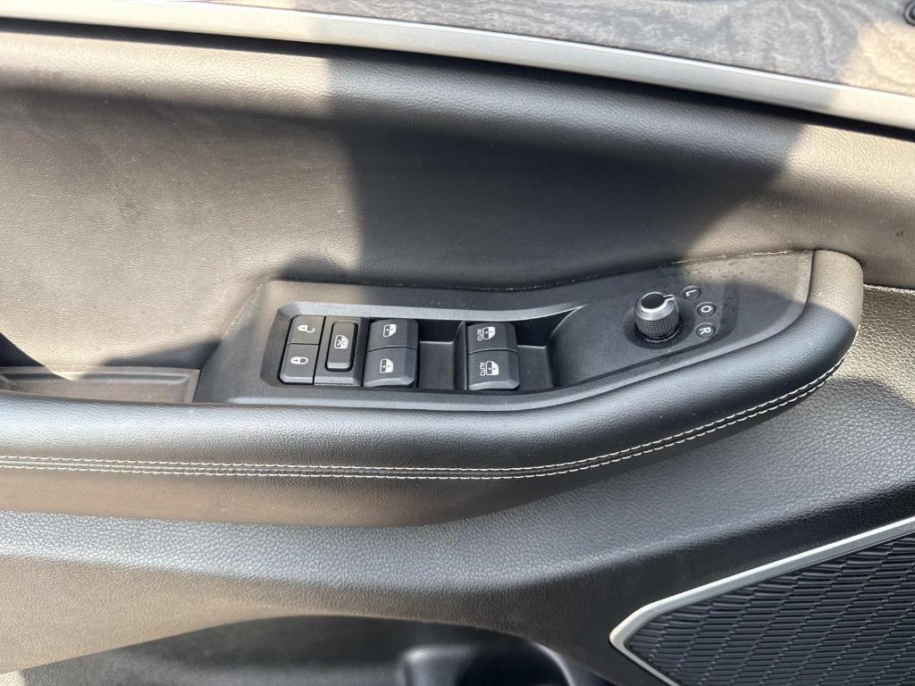 used 2023 Jeep Grand Cherokee 4xe car, priced at $31,494