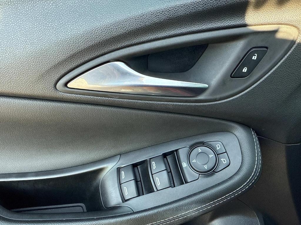 used 2024 Buick Encore GX car, priced at $18,795