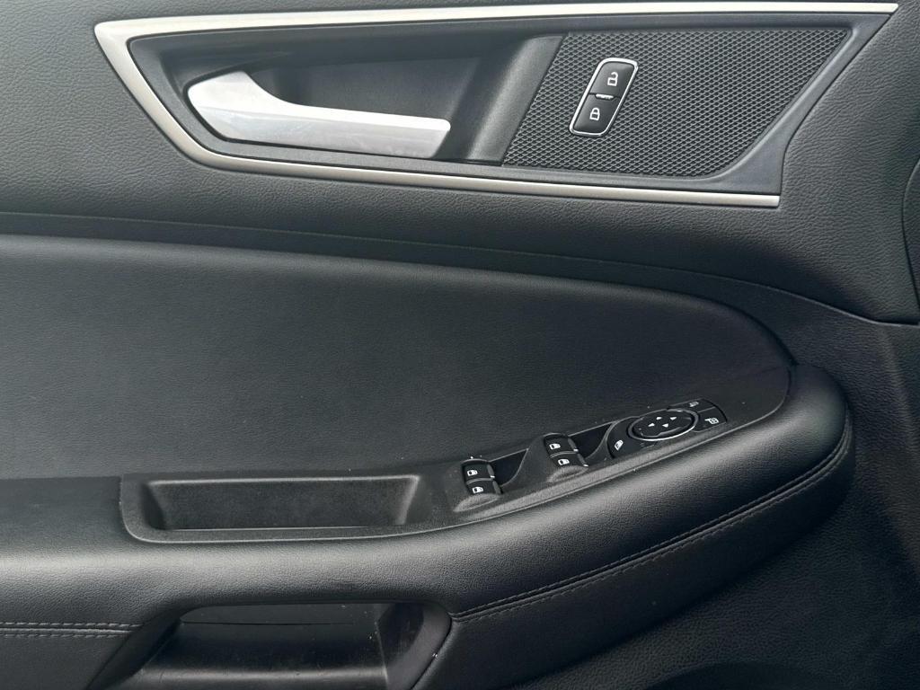 used 2024 Ford Edge car, priced at $19,595