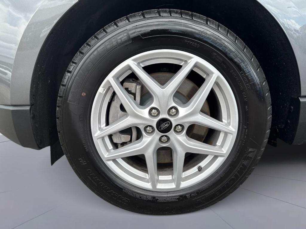 used 2024 Ford Edge car, priced at $19,595