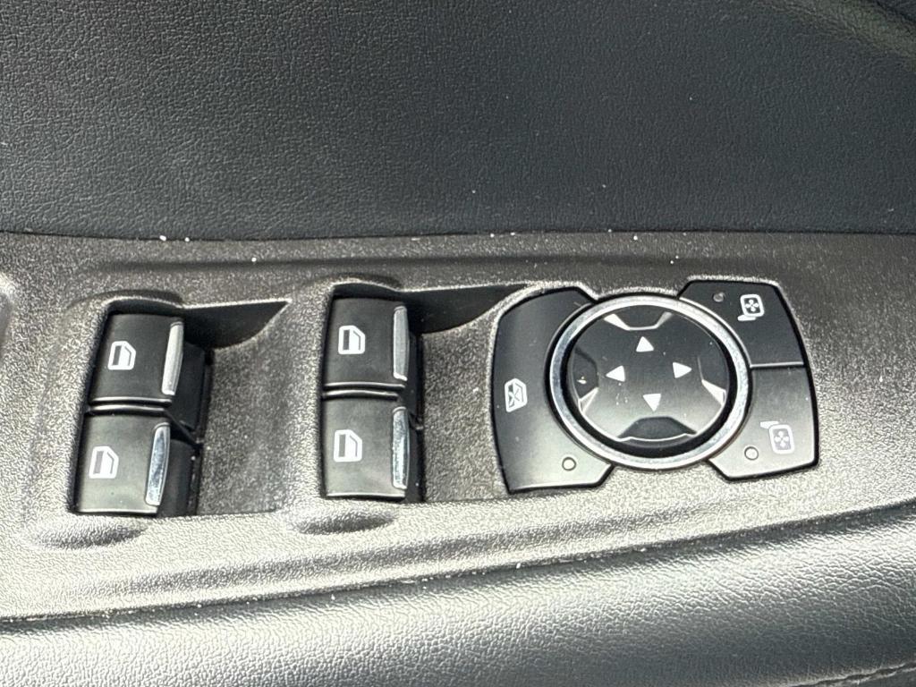 used 2024 Ford Edge car, priced at $19,595