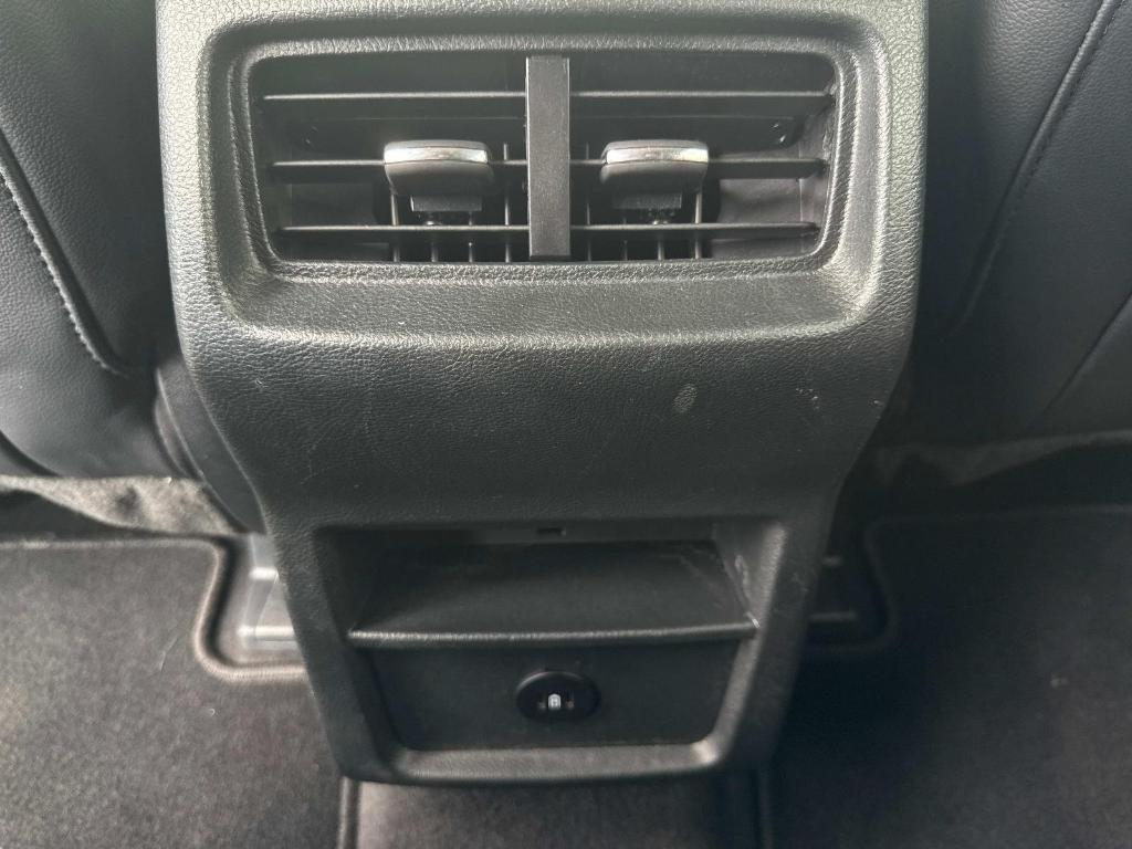 used 2024 Ford Edge car, priced at $19,595