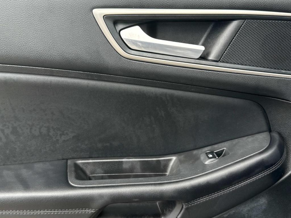 used 2024 Ford Edge car, priced at $19,595