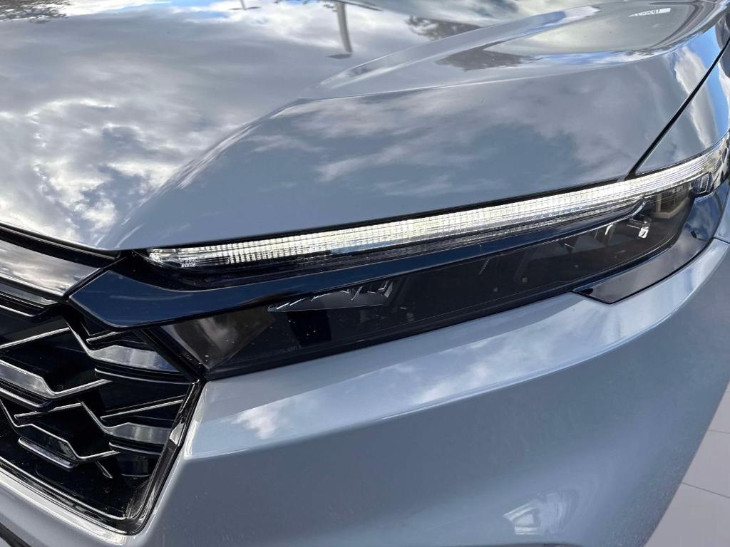 new 2026 Honda CR-V Hybrid car, priced at $40,630
