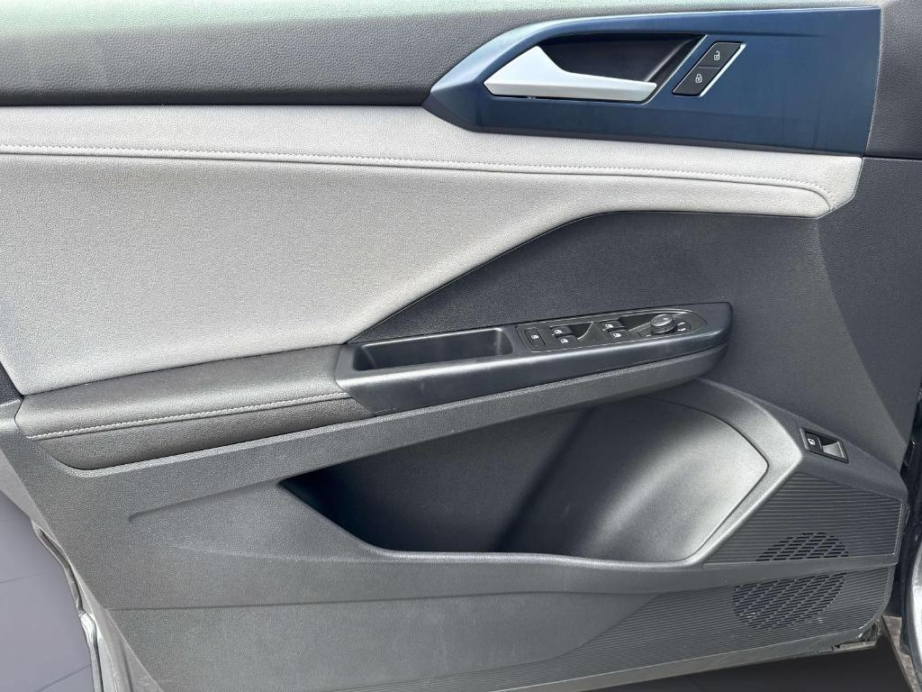 used 2024 Volkswagen Taos car, priced at $18,795