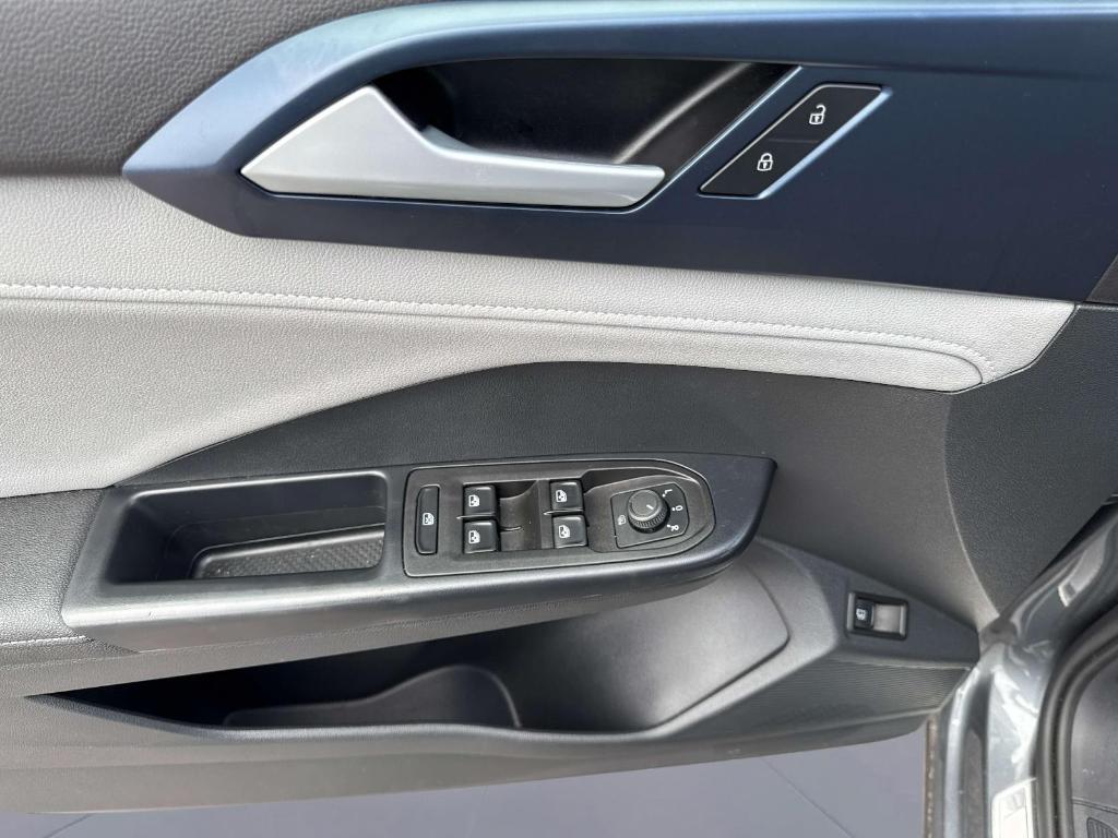 used 2024 Volkswagen Taos car, priced at $18,795