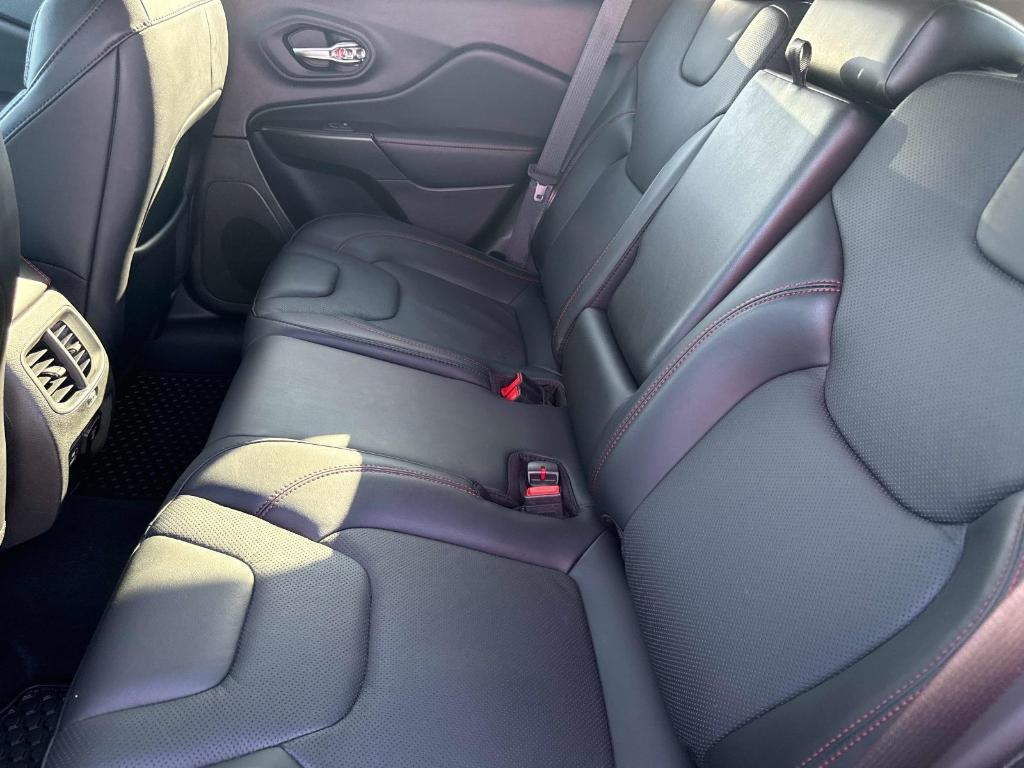 used 2021 Jeep Cherokee car, priced at $21,995