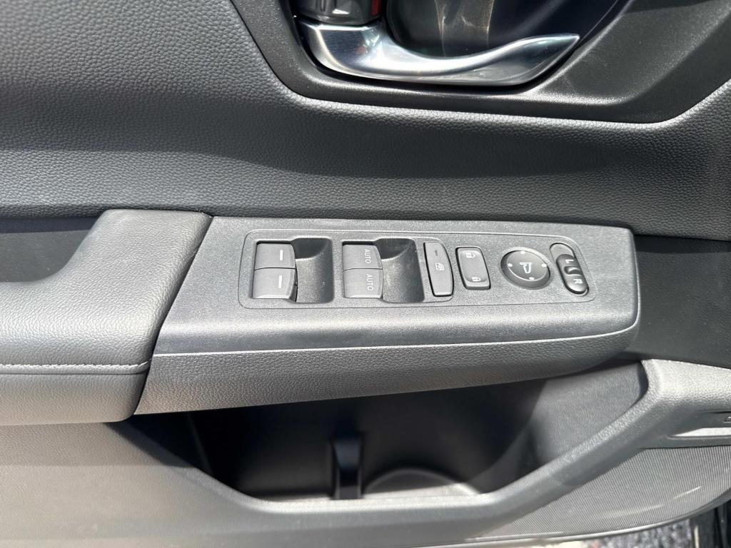 new 2025 Honda CR-V car, priced at $33,745