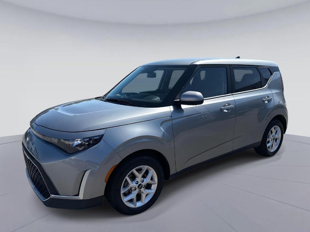 used 2024 Kia Soul car, priced at $14,995