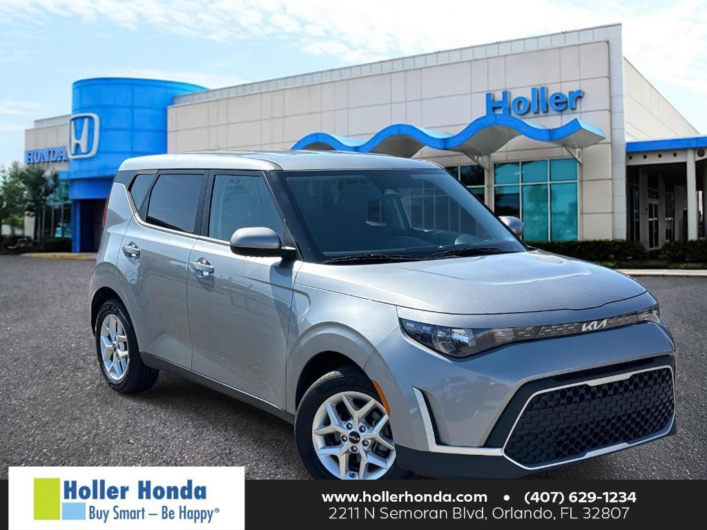 used 2024 Kia Soul car, priced at $14,995