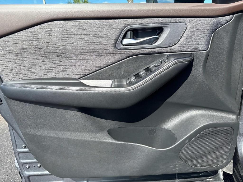 used 2023 Nissan Rogue car, priced at $21,595