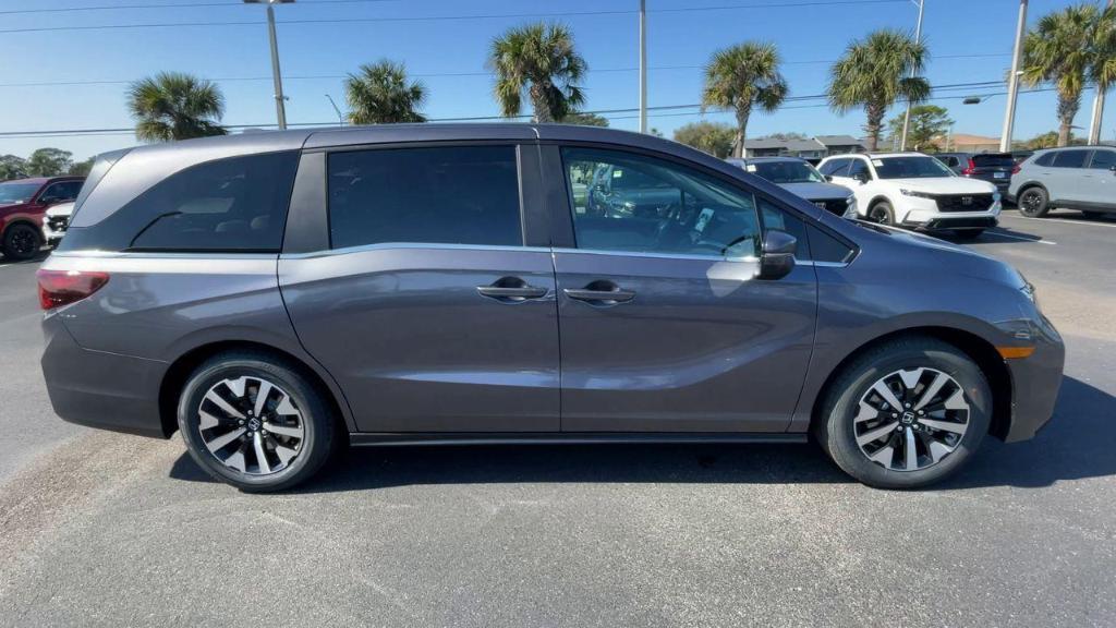 new 2025 Honda Odyssey car, priced at $43,670