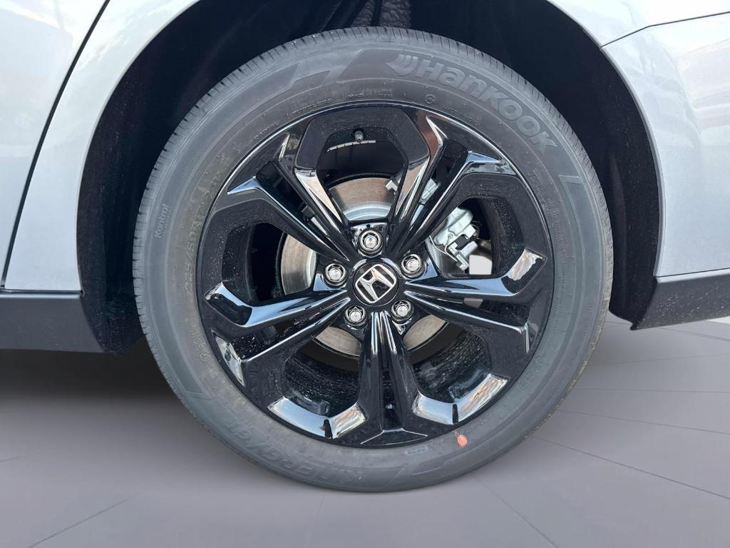 new 2025 Honda Accord car, priced at $31,755