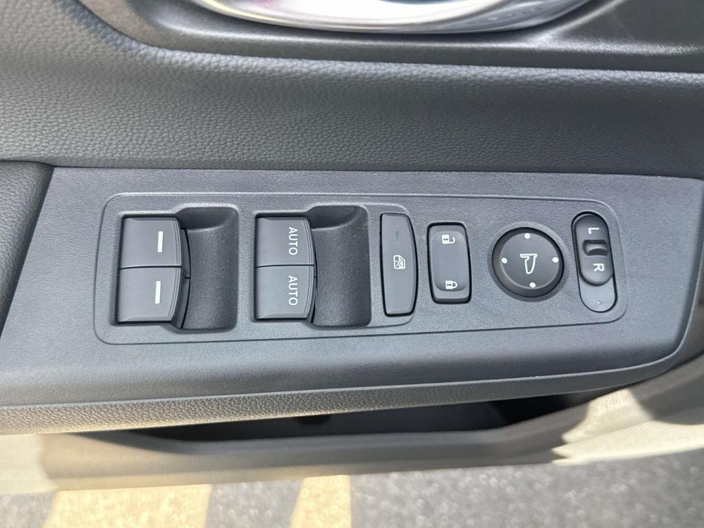 new 2025 Honda CR-V car, priced at $35,700