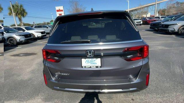 new 2025 Honda Odyssey car, priced at $43,670