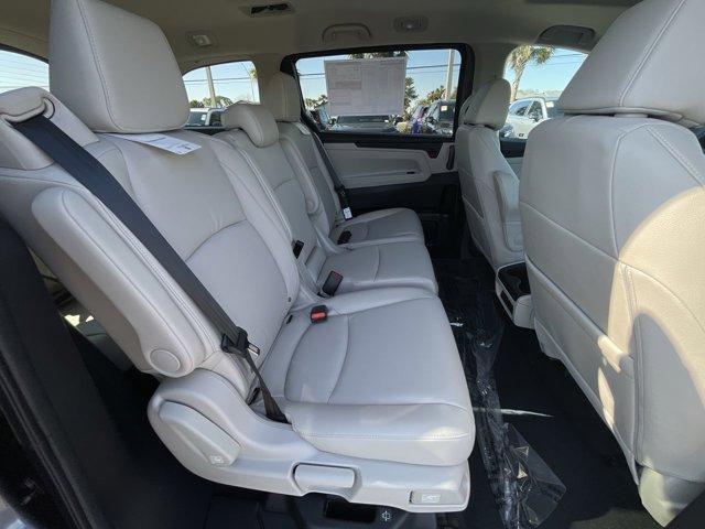 new 2025 Honda Odyssey car, priced at $43,670