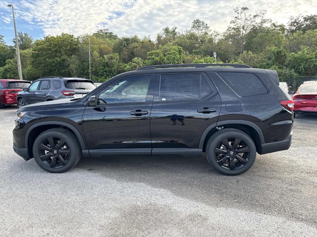 new 2025 Honda Pilot car, priced at $56,075