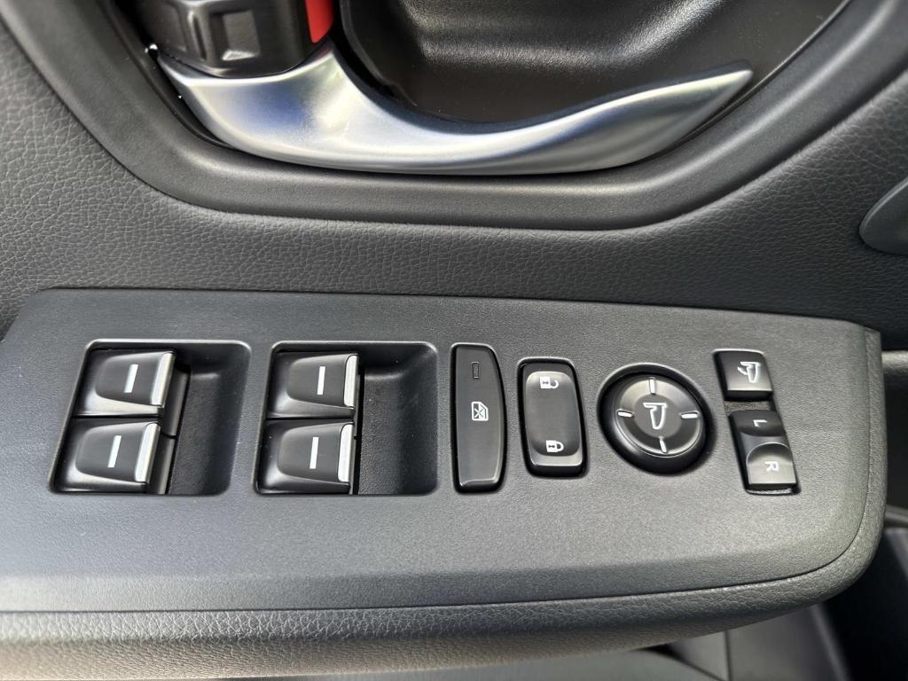 new 2025 Honda Pilot car, priced at $56,075