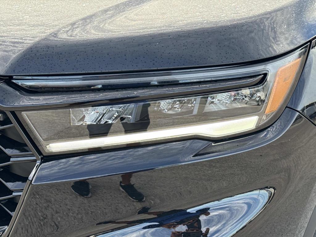 new 2025 Honda Pilot car, priced at $56,075
