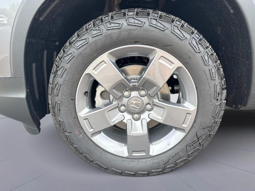 new 2025 Honda Ridgeline car, priced at $45,330