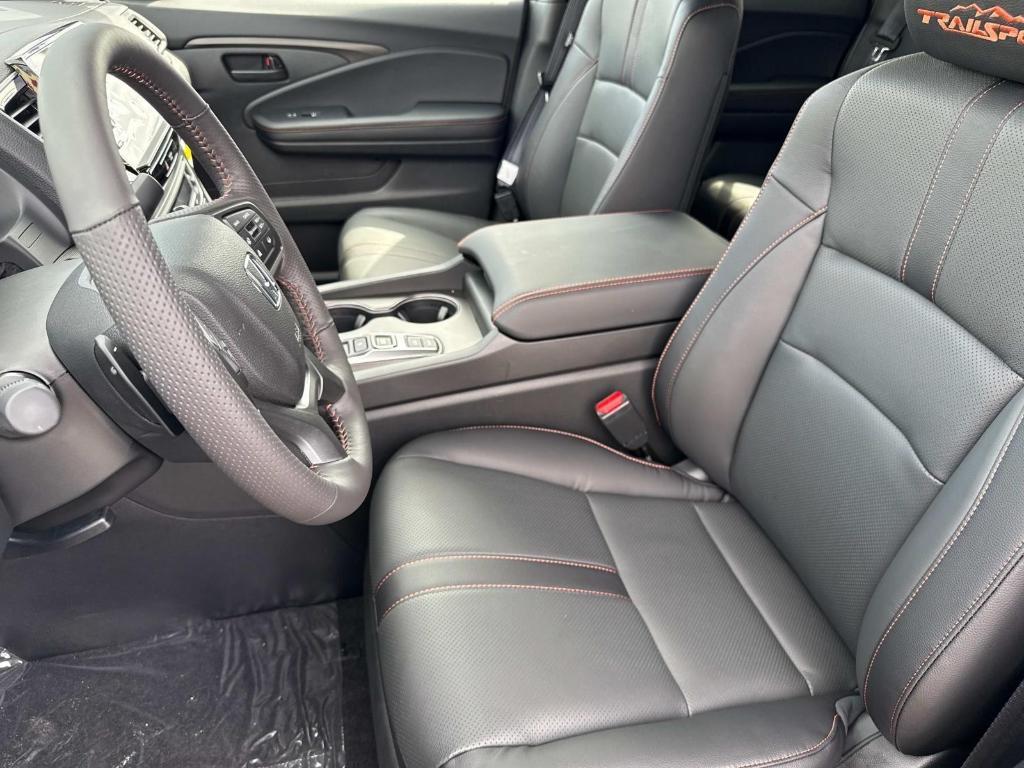 new 2025 Honda Ridgeline car, priced at $45,830