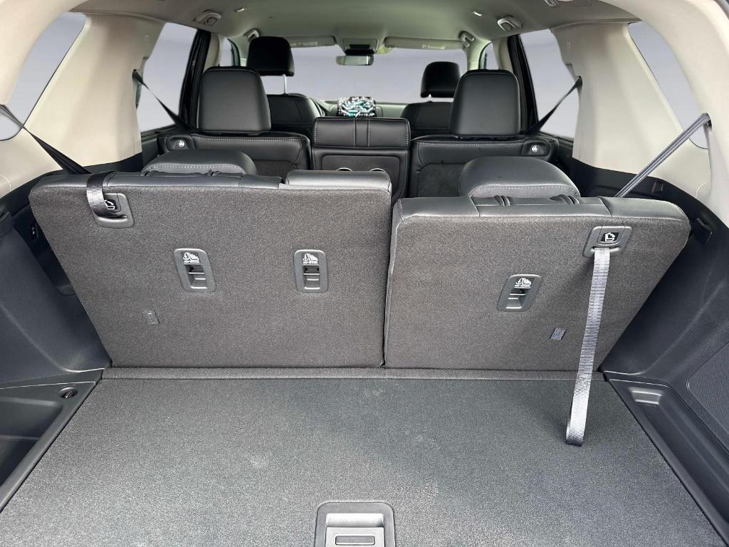 new 2025 Honda Pilot car, priced at $44,995