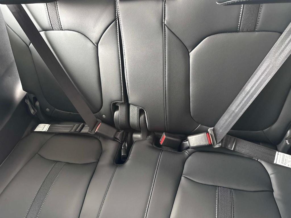 new 2025 Honda Pilot car, priced at $44,995