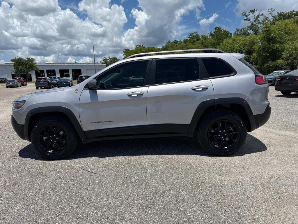 used 2021 Jeep Cherokee car, priced at $22,499