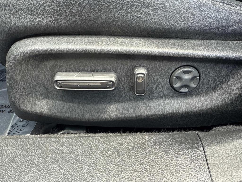 used 2022 Honda Accord Hybrid car, priced at $27,895