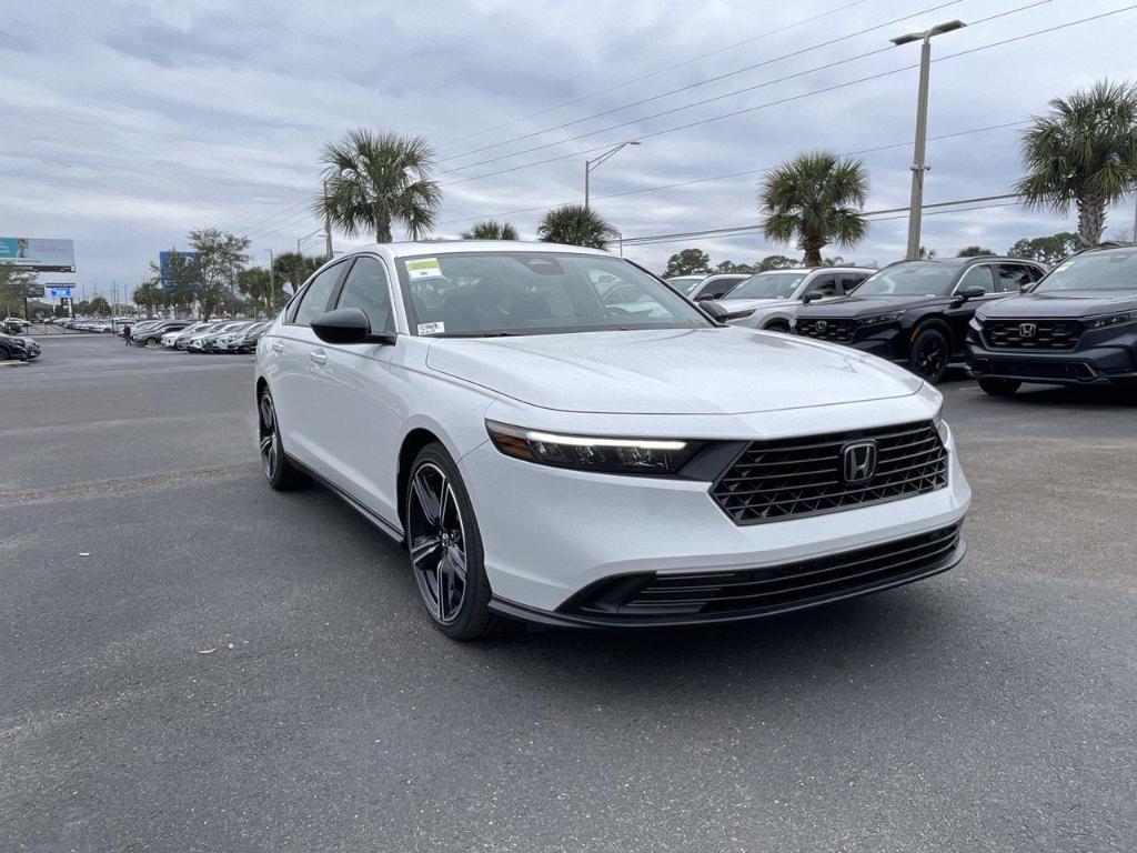 new 2025 Honda Accord Hybrid car, priced at $35,205