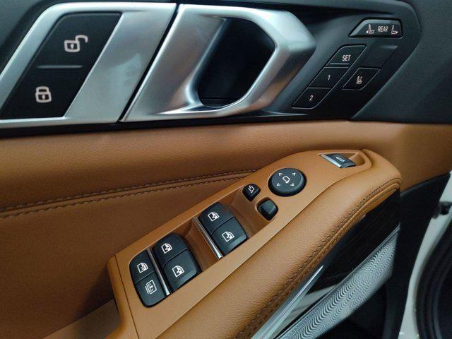 new 2026 BMW X7 car, priced at $105,175