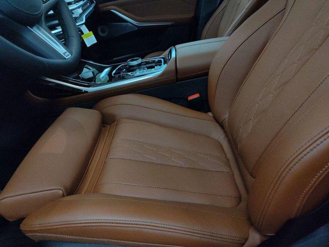new 2026 BMW X7 car, priced at $105,175