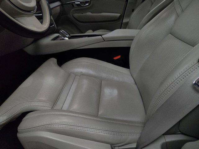 used 2023 Volvo XC90 car, priced at $39,999